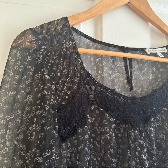Anthropologie Daniel Rainn Sheer Boho Abstract Top Lace Detailing Size Small - Picture 3 of 6